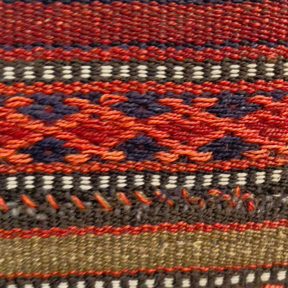 Set of vintage handmade tapestry cushions - Picture 3 of 13